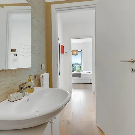 Apartament Sky View - Happy
